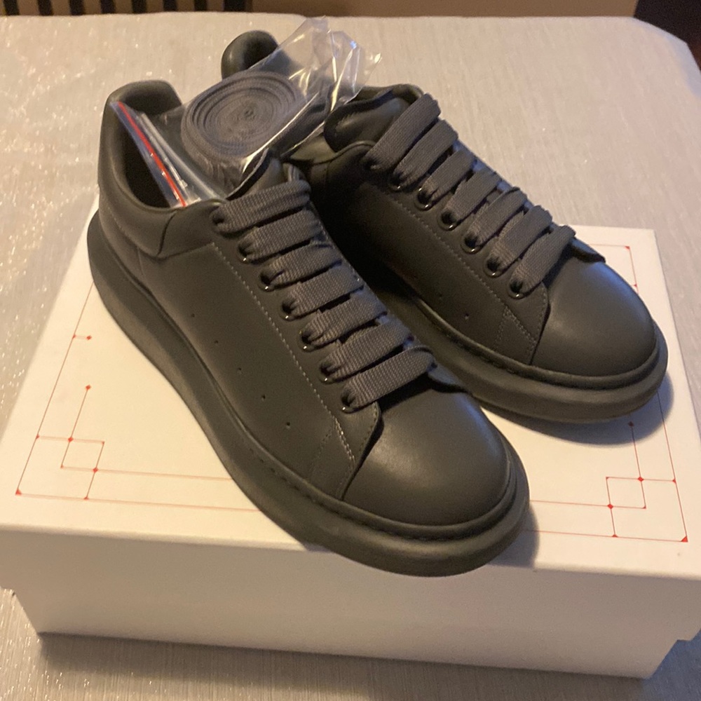 Alexander mcqueen Oversized Sneaker Pencil lead